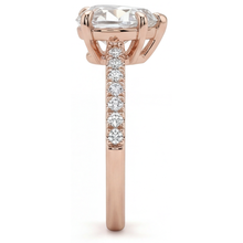 Afbeelding in Gallery-weergave laden, Diamant Hartvorm Solitaire Ring met Accenten in 14K Rosé Goud – profielaanzicht
