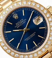 Afbeelding in Gallery-weergave laden, diamanten rand Rolex Datumjust horloge dame presidentiële stijl goud
