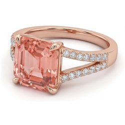Verlovingsring met perzikkleurige saffier 4,3 karaat labgekweekt smaragdgeslepen padparadscha pavé 14K Roségoud