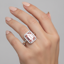 Afbeelding in Gallery-weergave laden, Perziksaffier verlovingsring 2,8 karaat echte smaragd padparadscha halo 14k witgoud
