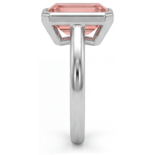 Afbeelding in Gallery-weergave laden, Perzikkleurige saffier 2,5 karaat echte smaragdgeslepen padparadscha lunette solitairering 14k witgoud
