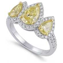 Afbeelding in Gallery-weergave laden, Fancy Gele Diamant Ring – hoekaanzicht
