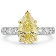 Afbeelding in Gallery-weergave laden, Fancy Gele Diamant Sieraad Ring 1,5-karaat 14 Karaat Tweekleurig Goud – profielaanzicht
