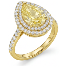 Afbeelding in Gallery-weergave laden, Druppelvormig Fancy Gele Diamant ring in 14K Geelgoud – hoekaanzicht

