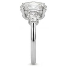 Afbeelding in Gallery-weergave laden, 3-Steens Ring 14K Witgoud met Fijne Diamant – hoekaanzicht
