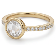 Afbeelding in Gallery-weergave laden, Fijne Diamant Solitaire Verlovingsring 1,50-karaat 14K Geelgoud – zijaanzicht
