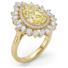 Afbeelding in Gallery-weergave laden, Druppelvormig Gele Kanarie Diamant ring in 14 Karaat Geelgoud – profielaanzicht
