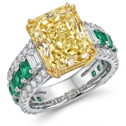 Gele Kanarie Diamant VVS Zuiverheid Solitaire met Zijstenen 3