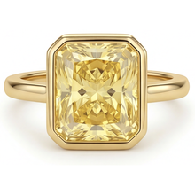 Afbeelding in Gallery-weergave laden, Radiant Slijpvorm Gele Kanarie Diamant ring in 14K Geelgoud – hoofdaanzicht
