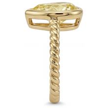 Afbeelding in Gallery-weergave laden, Gele Kanarie Diamant Statement Ring 2,25-karaat 14K Geelgoud – achteraanzicht
