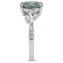 Afbeelding in Gallery-weergave laden, Trilliant Green Prasiolite ring in 14 Karaat Witgoud – bovenaanzicht
