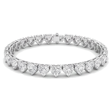 Afbeelding in Gallery-weergave laden, Hartvormige diamanten tennisarmband 7 karaat labgekweekt klauwzetting 14-karaats witgoud 7 inch
