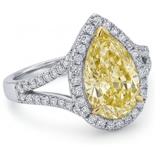 Afbeelding in Gallery-weergave laden, Kanariegele Diamant Statement Ring 1,25-karaat 14 Karaat Tweekleurig Goud – zijaanzicht
