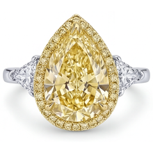 Afbeelding in Gallery-weergave laden, Kanariegele Diamant Statement Ring – vooraanzicht
