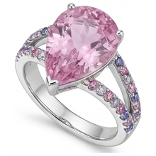 Afbeelding in Gallery-weergave laden, Druppelvormig Kunzite ring in 14 Karaat Witgoud – zijaanzicht
