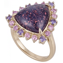Afbeelding in Gallery-weergave laden, Lolite Sunstone Sieraadsteen Ring 7-karaat 14 Karaat Geelgoud – vooraanzicht
