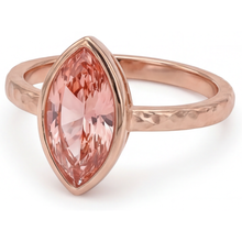Afbeelding in Gallery-weergave laden, Padparadscha saffier ring 3,5 karaat labgekweekt marquise lunette solitair 14K roségoud
