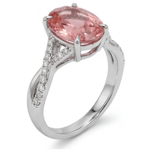 Afbeelding in Gallery-weergave laden, Wikkelring van 14k witgoud met natuurlijke ovale perzikkleurige padparadschasaffier van 2,8 karaat
