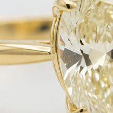 Afbeelding in Gallery-weergave laden, Larimar en diamant verlovingsring 2 karaat natuurlijk peervormig fantasiegeel solitair 18k goud
