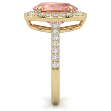 Afbeelding in Gallery-weergave laden, Perzikkleurige Saffier 2,8 Karaat Echte Peervormige Padparadscha Halo Pavé Ring 14K Geelgoud
