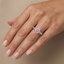Afbeelding in Gallery-weergave laden, Roze diamanten verlovingsring 3,1 karaat rond
