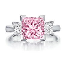 Afbeelding in Gallery-weergave laden, Roze diamanten verlovingsring 3,9 karaat prinsesslijpsel
