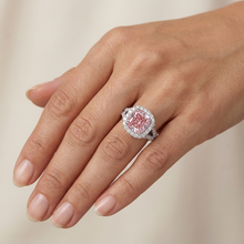 Afbeelding in Gallery-weergave laden, Roze Diamant Verlovingsring 4,1 Karaat Kussengeslepen
