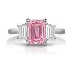 Roze Diamanten Verlovingsring 4 Karaat Smaragdslijpsel
