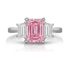 Afbeelding in Gallery-weergave laden, Roze Diamanten Verlovingsring 4 Karaat Smaragdslijpsel
