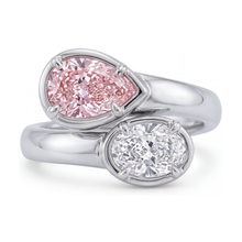 Afbeelding in Gallery-weergave laden, Ring met roze diamant 3,2 karaat peervorm Toi et Moi kruisende band
