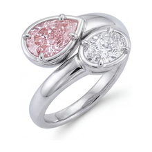 Afbeelding in Gallery-weergave laden, Ring met roze diamant 3,2 karaat peervorm Toi et Moi kruisende band
