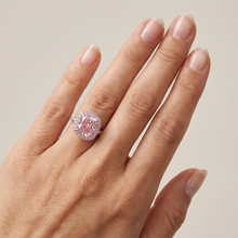 Afbeelding in Gallery-weergave laden, Roze diamanten ring 3,8 karaat kussenslijpsel
