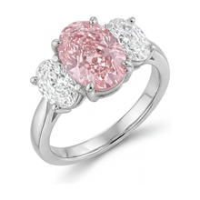 Afbeelding in Gallery-weergave laden, Roze diamanten ring 4,2 karaat ovaal
