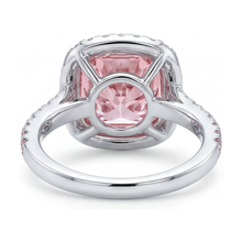 Afbeelding in Gallery-weergave laden, Roze diamanten ring 4,5 karaat kussenslijpsel
