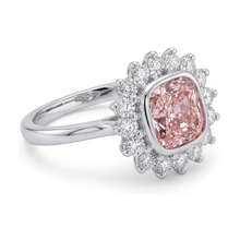 Afbeelding in Gallery-weergave laden, Roze diamanten ring van 4 karaat, kussenslijpvorm
