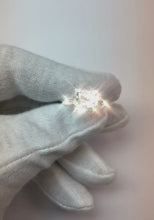 Video laden en afspelen in Gallery-weergave, 3 stenen verlovingsring Princess Cut Diamond 3 karaat sieraden
