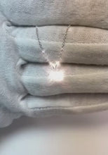 Video laden en afspelen in Gallery-weergave, Solitaire diamanten halsketting hanger 0,50 karaat witgouden sieraden
