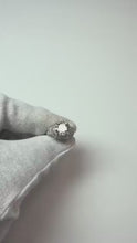 Video laden en afspelen in Gallery-weergave, Natuurlijke Diamanten Ring 4.25ct - Witgoud 14K
