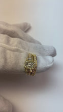 Video laden en afspelen in Gallery-weergave, 5 Karaat Princess Midden uit de a aarde gewonnen Diamanten Ring met Band Set Tweekleurig 14K
