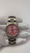 Video laden en afspelen in Gallery-weergave, Rolex roze Romeinse wijzerplaat diamanten rand Oester-armband herenhorloge 36 mm SNELLE INSTELLING
