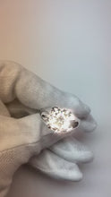 Video laden en afspelen in Gallery-weergave, 3 Karaat Grote Diamanten Solitaire Herenring Witgoud
