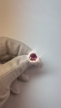 Video laden en afspelen in Gallery-weergave, 6,25 karaat hart geslepen robijn edelsteen en Natuurlijke echte diamanten ( niet in een laboratorium gekweekt ) ring wit goud 14K
