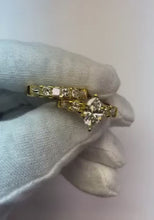 Video laden en afspelen in Gallery-weergave, Markiezin geslepen diamanten verlovingsset 2.75 karaat ring
