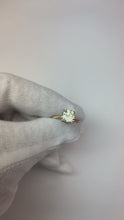 Video laden en afspelen in Gallery-weergave, Natuurlijke Diamanten Ring 2ct - Roségoud 14K
