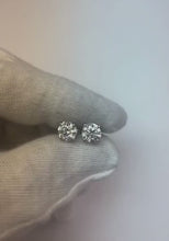 Video laden en afspelen in Gallery-weergave, Round Cut Diamond 2.30 Ct Lady Studs Earring Witgouden Fijne Sieraden
