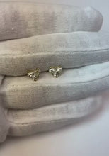 Video laden en afspelen in Gallery-weergave, 2 ct Heart Cut Diamond Women Stud Earring Solid White Gold Jewelry
