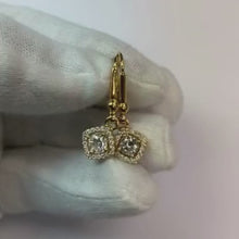 Video laden en afspelen in Gallery-weergave, Halo-stijl diamanten bungel oorbellen 1.60 karaat 14K witgoud
