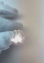 Video laden en afspelen in Gallery-weergave, Vintage Jubileum Ring Set 4 Karaat Ronde Diamant Wit Goud 14K
