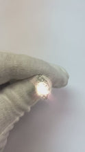 Video laden en afspelen in Gallery-weergave, Oude mijnwerker diamanten ring 2 karaat witgoud 14K
