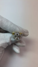Video laden en afspelen in Gallery-weergave, Toi Et Moi Gouden Ronde Oude Mijnwerker Echt Diamanten Ring Tweekleurig 4.50 Karaat
